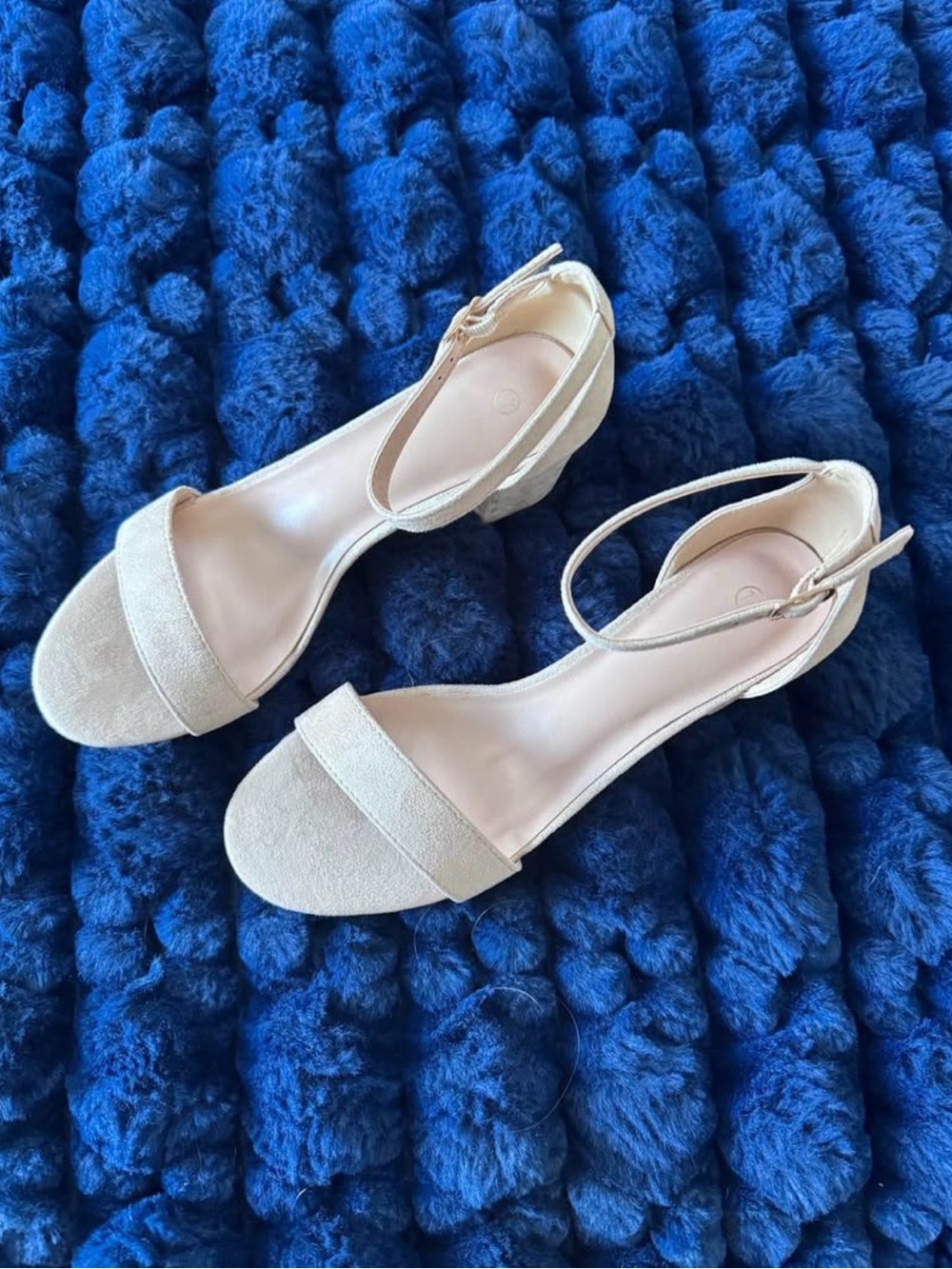 Women's Ankle-Strap Block Heel Sandals in Cream